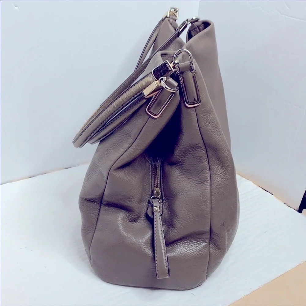 MADISON LEATHER SMALL PHOEBE SHOULDER BAG